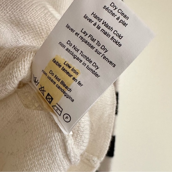 Never Fair Isle Snowflake Quarter Zip Knit Pullover Sweater Size XS - Picture 14 of 15